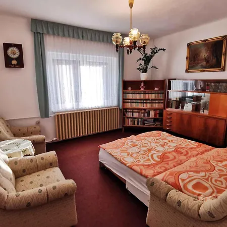 Balatonlelle, Lake Balaton 1 Apartamento *